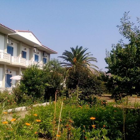 Guesthouse Karidia Skala Eresou Luaran gambar