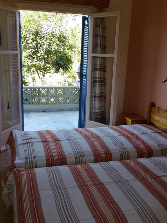 Guesthouse Karidia Skala Eresou Luaran gambar